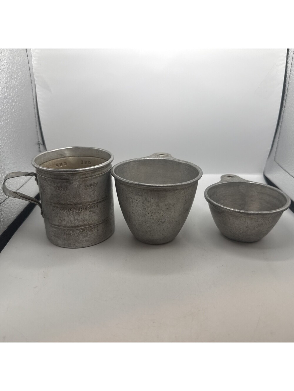Vintage Aluminum Measuring Cups With Handles - Rustic Farmhouse Kitchen
